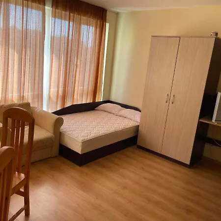 Апартаменты Beautiful Studio In Sunny Beach