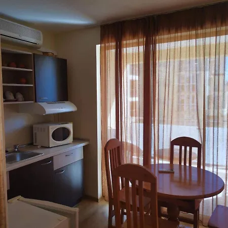 Beautiful Studio In Sunny Beach Апартаменты